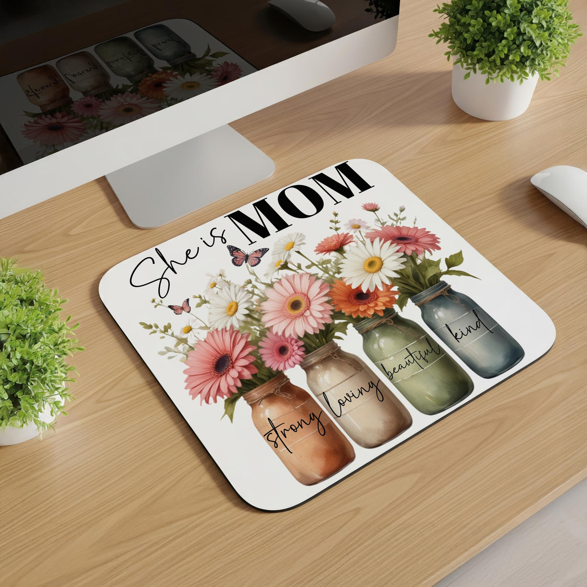 She is Mousepad